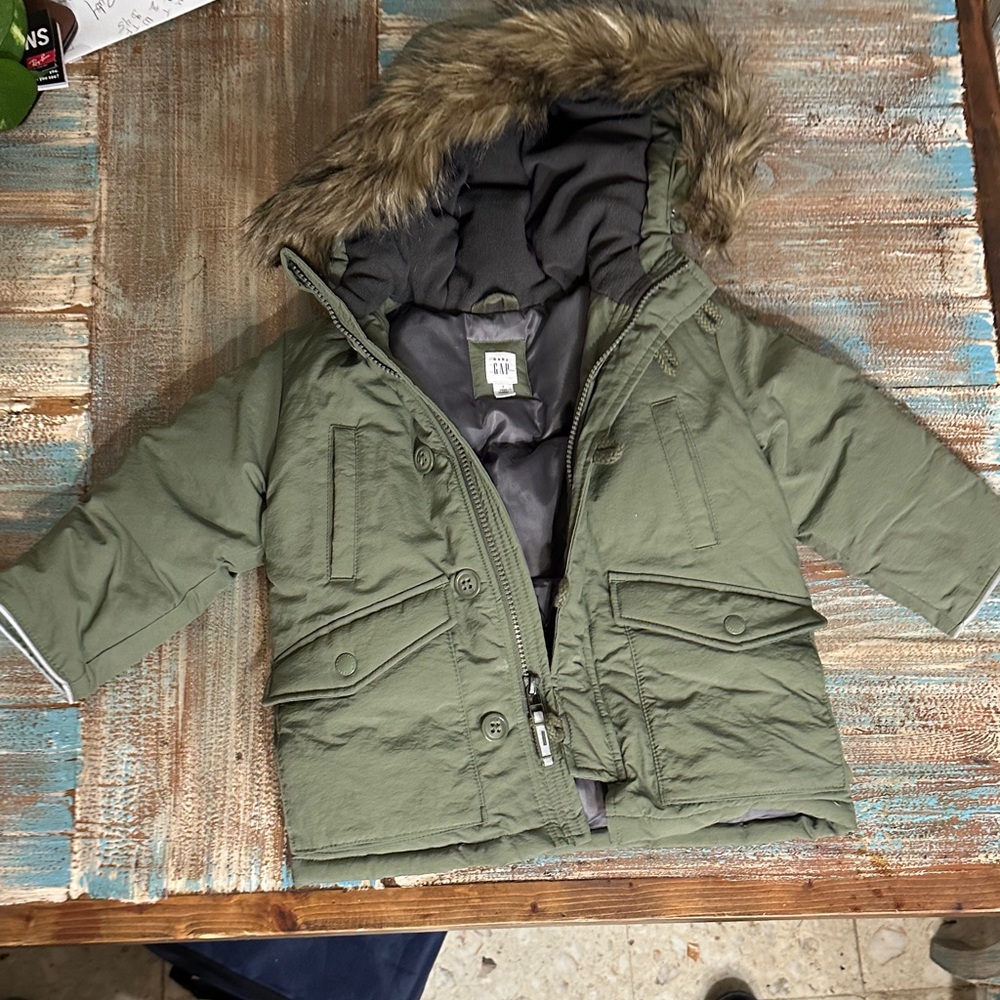 GAP Olive Green Puffer Jacket with Faux Fur Hood